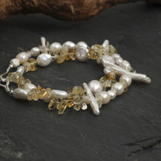 SANSUN Citrine Baroque Pearl Necklace - Harvest Abundance & Wealth