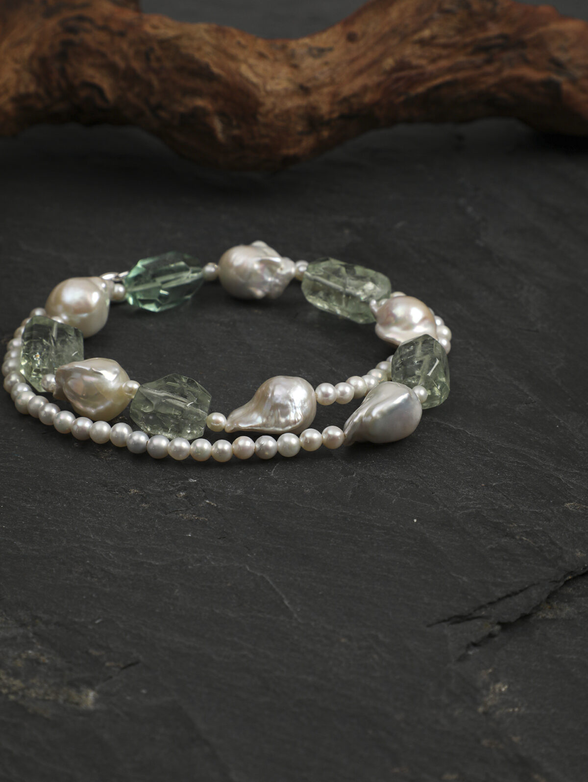 SANSUN Green Fluorite Green Quartz Pearl Necklace - Heart Chakra Abundance