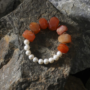 SANSUN Red Agate Freshwater Pearl Bracelet - Passion Courage & Vitality