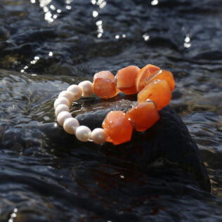 SANSUN Red Agate Freshwater Pearl Bracelet - Passion Courage & Vitality