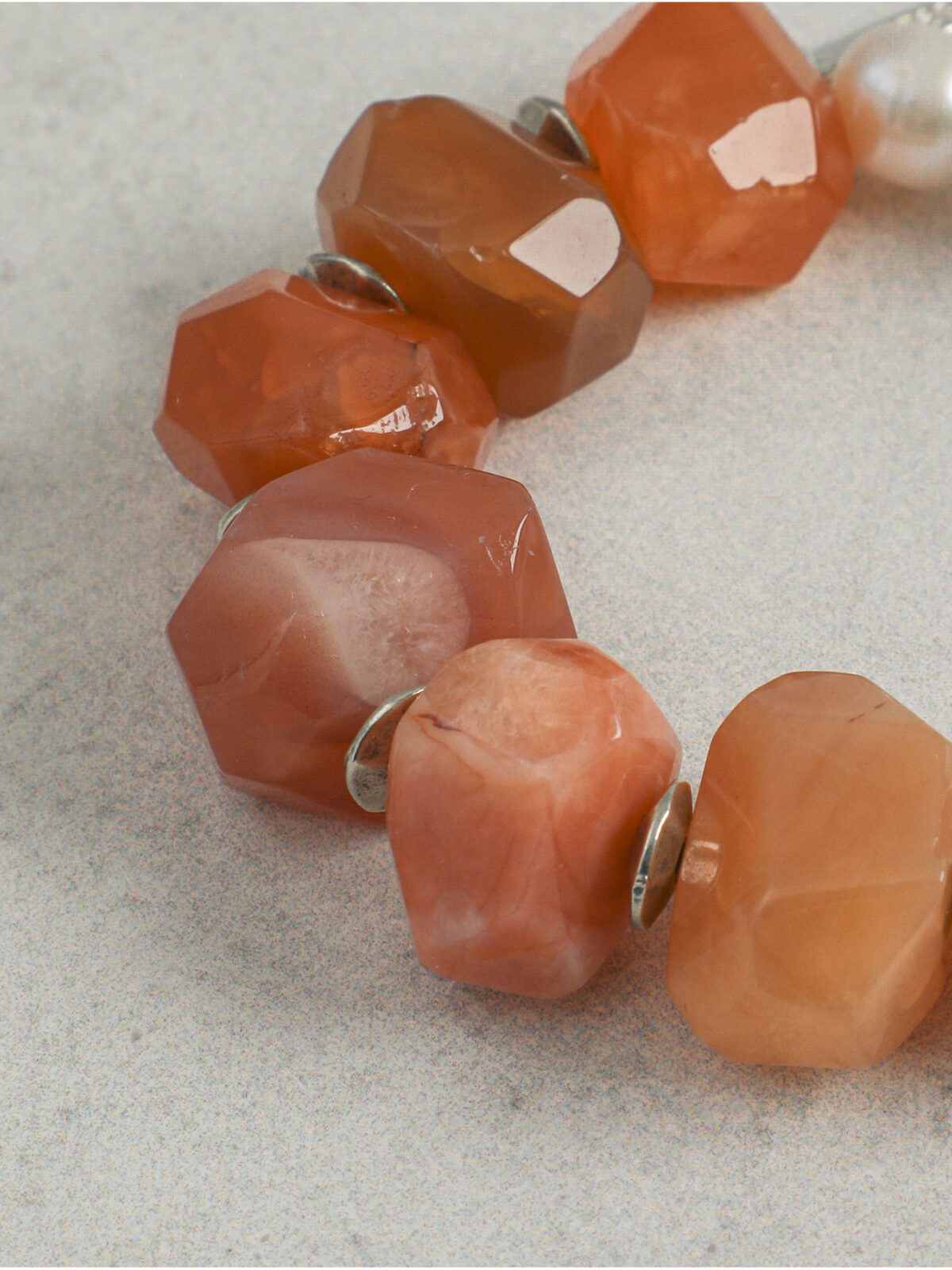 SANSUN Red Agate Freshwater Pearl Bracelet - Passion Courage & Vitality