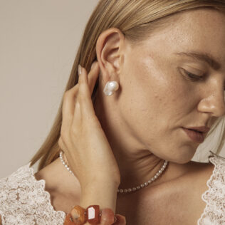 SANSUN Red Agate Freshwater Pearl Bracelet - Passion Courage & Vitality