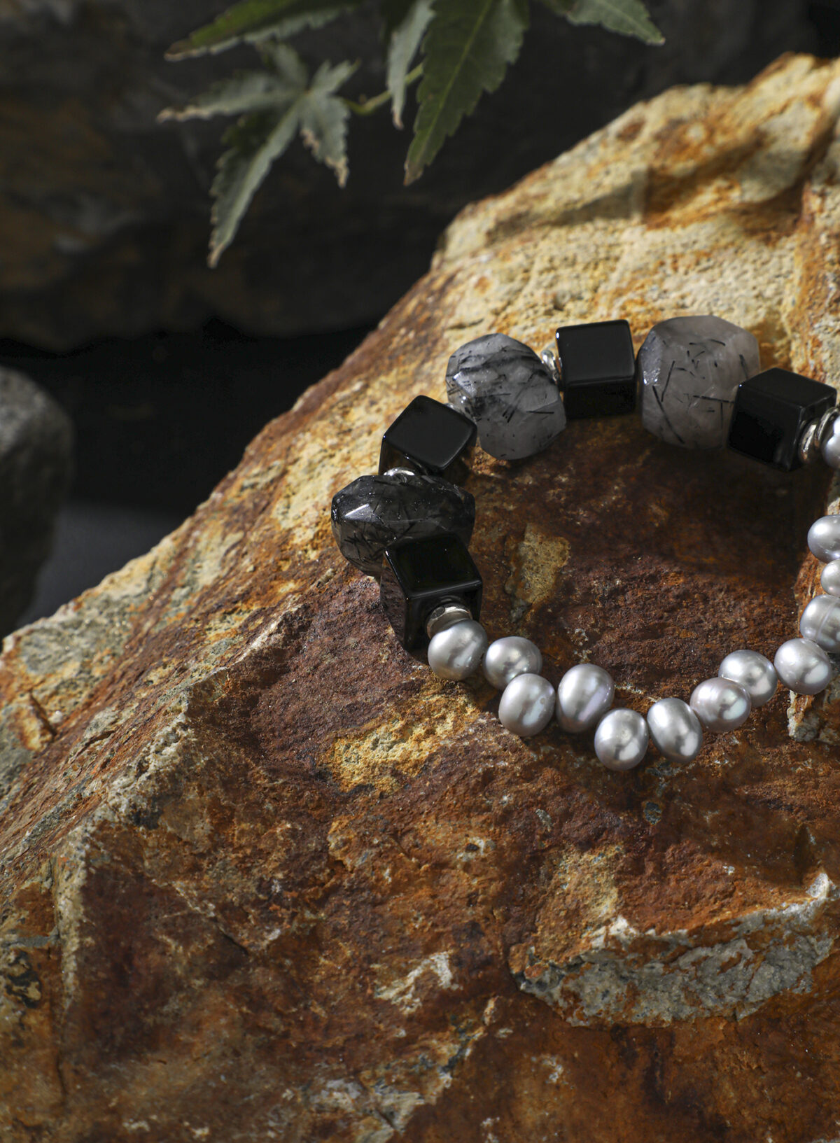 SANSUN Black Hair Crystal Onyx Bracelet - Manifestation & Grounding Shadow Work