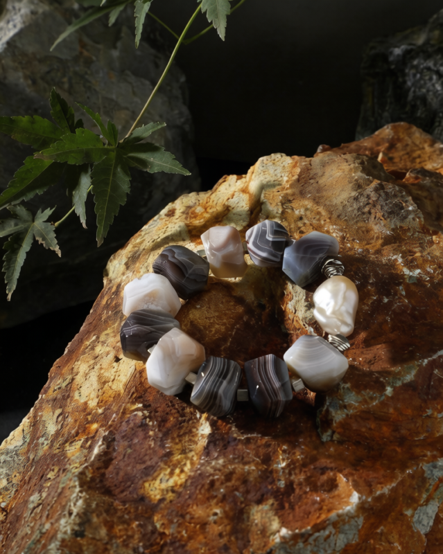 SANSUN Baroque Pearl Persian Agate Antique Silver Bracelet - Unique High End Designer