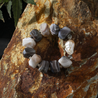 SANSUN Baroque Pearl Persian Agate Antique Silver Bracelet - Unique High End Designer