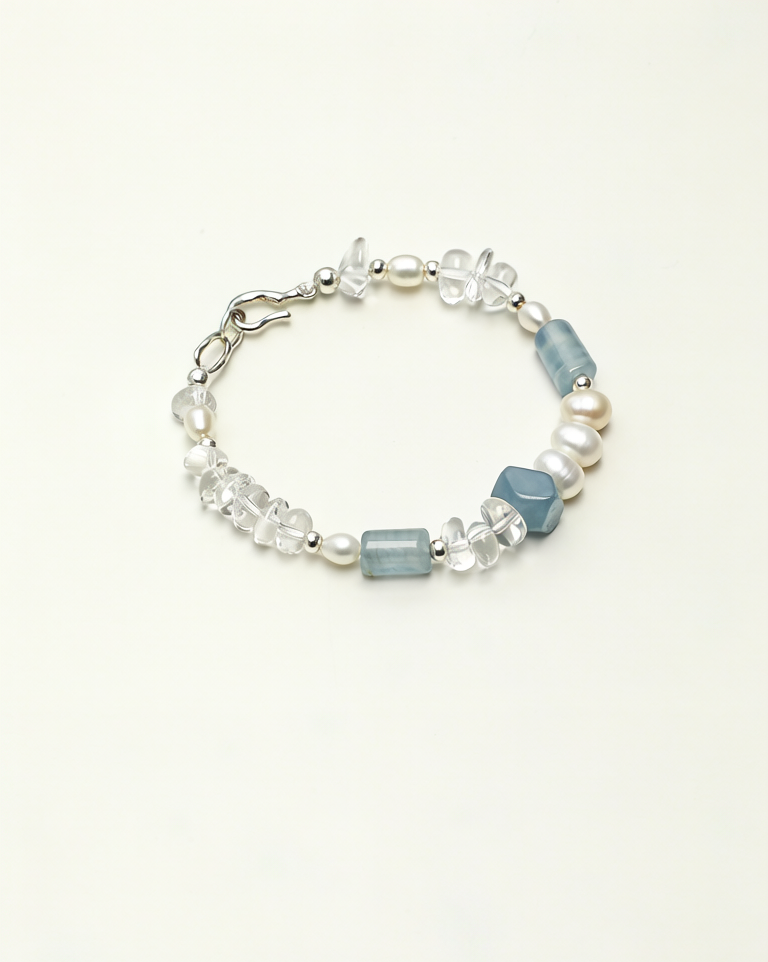 PS2508258-1 SANSUN Blue Lace Agate Crushed Quartz Engravable Bracelet - Public Speaking Anxiety Relief - Image 1