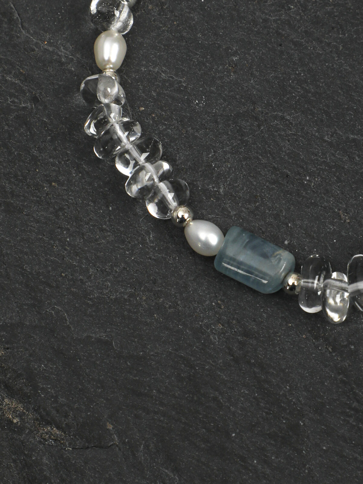 SANSUN Blue Lace Agate Crushed Quartz Engravable Bracelet - Public Speaking Anxiety Relief
