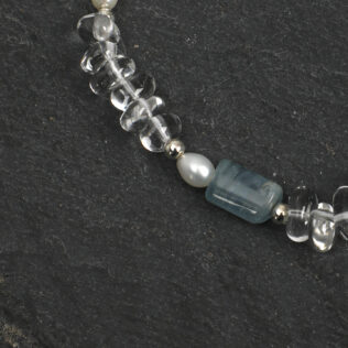 SANSUN Blue Lace Agate Crushed Quartz Engravable Bracelet - Public Speaking Anxiety Relief