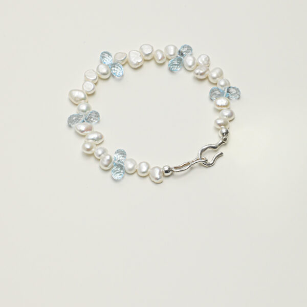 SANSUN Blue Topaz Baroque Pearl Engravable Bracelet - Honest Communication & Courage