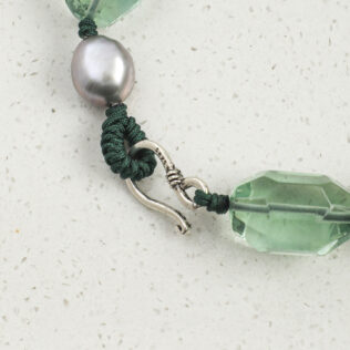 SANSUN Malachite Green Fluorite Grey Pearl Bracelet - Detox & Heart Healing