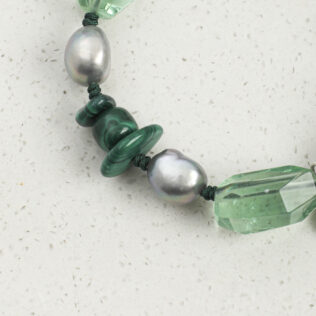 SANSUN Malachite Green Fluorite Grey Pearl Bracelet - Detox & Heart Healing
