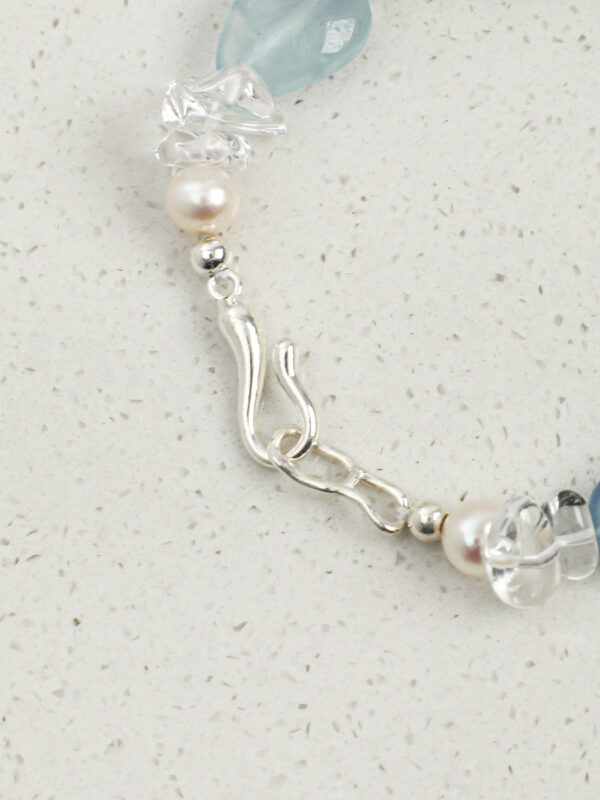 SANSUN Aquamarine Clear Quartz Crushed Ice Bracelet - Throat Chakra & Daily Calm